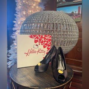 Size 6.5 Black Hello Kitty Pump with a 4 inch Heel